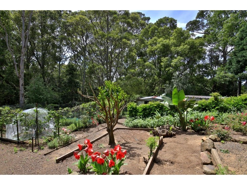 406 Tourist Road, Beaumont NSW 2577