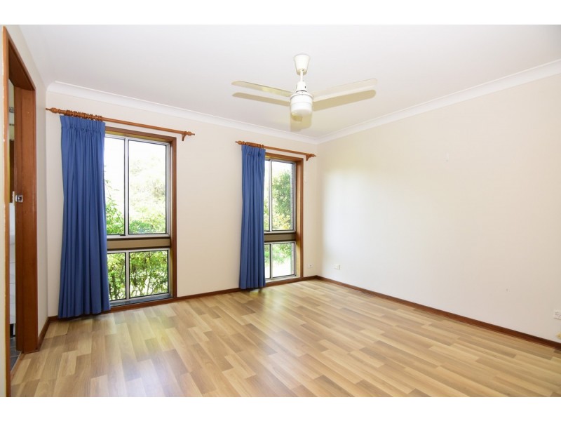 27 Salisbury Drive, Nowra NSW 2541