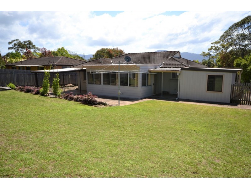 16 Castle Glen, North Nowra NSW 2541
