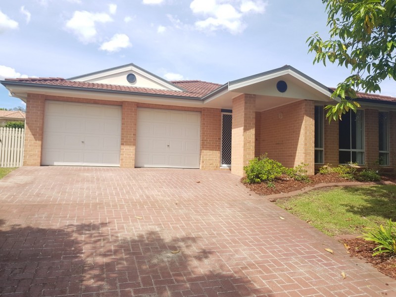 26 Gardenia Crescent, Bomaderry NSW 2541