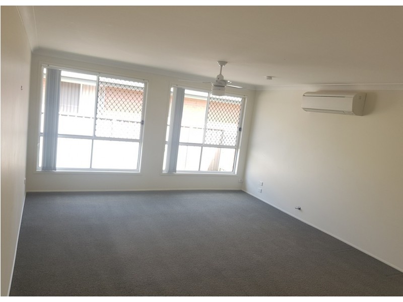26 Gardenia Crescent, Bomaderry NSW 2541