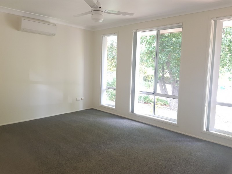 26 Gardenia Crescent, Bomaderry NSW 2541