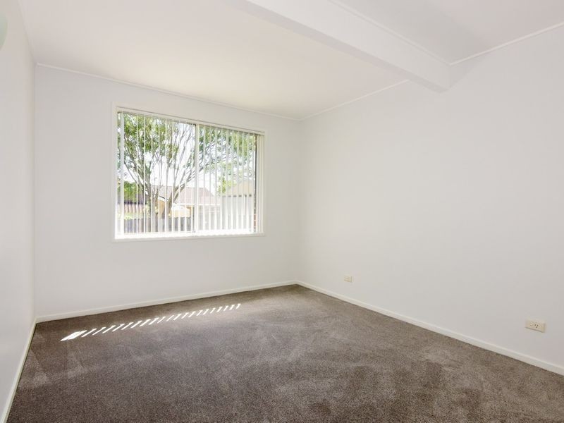 1 and 2 / 143 Cambewarra Road, Bomaderry NSW 2541