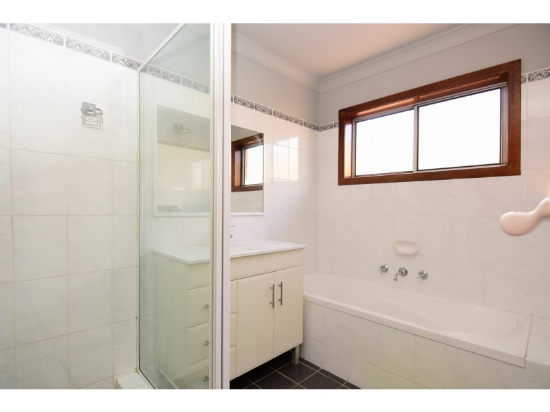 27 Salisbury Drive, Nowra NSW 2541