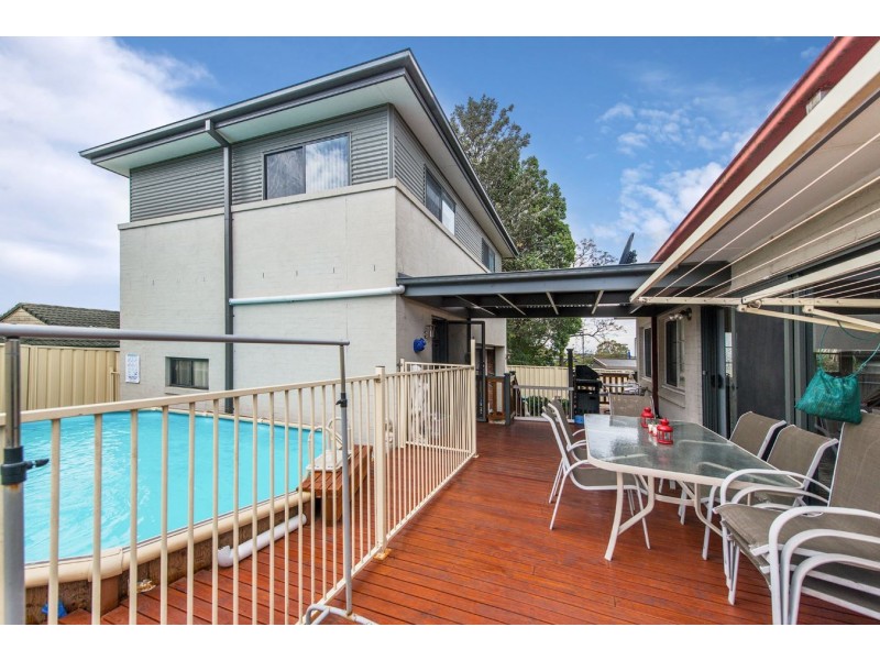 15 Cambewarra Road, Bomaderry NSW 2541