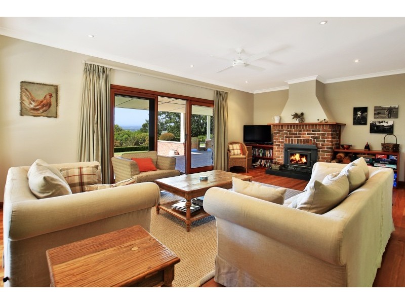 465 Strongs Road, Jaspers Brush NSW 2535