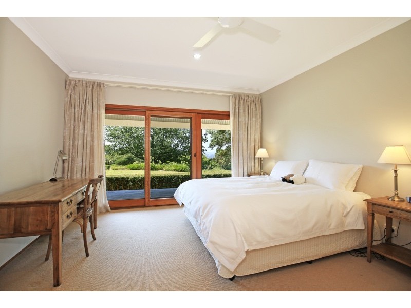 465 Strongs Road, Jaspers Brush NSW 2535