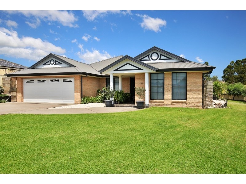 56 Kardella Avenue, Nowra NSW 2541