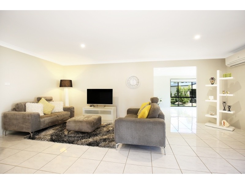 56 Kardella Avenue, Nowra NSW 2541