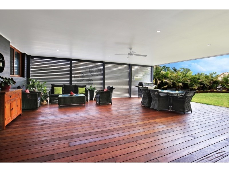 24 Amundsen Avenue, Shoalhaven Heads NSW 2535