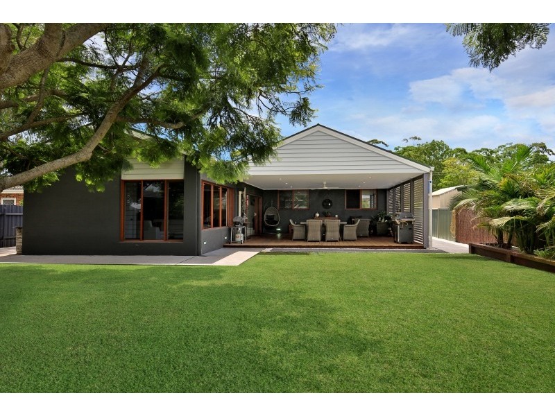 24 Amundsen Avenue, Shoalhaven Heads NSW 2535