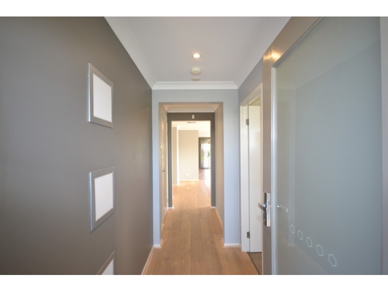 34 Firetail Street, South Nowra NSW 2541