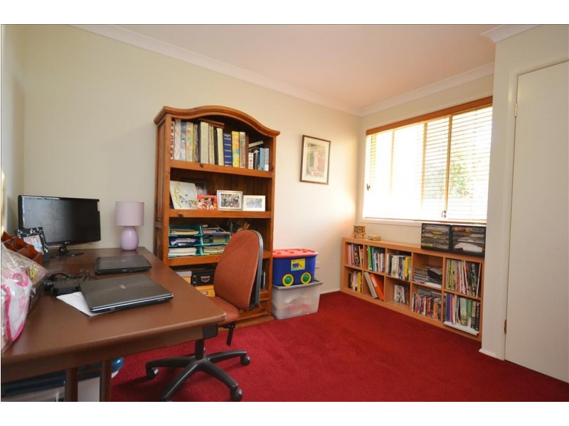 49 Burradoo Crescent, Nowra NSW 2541