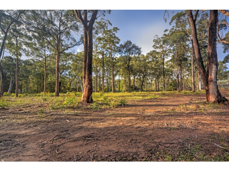 13 Hickory Crescent, Bangalee NSW 2541