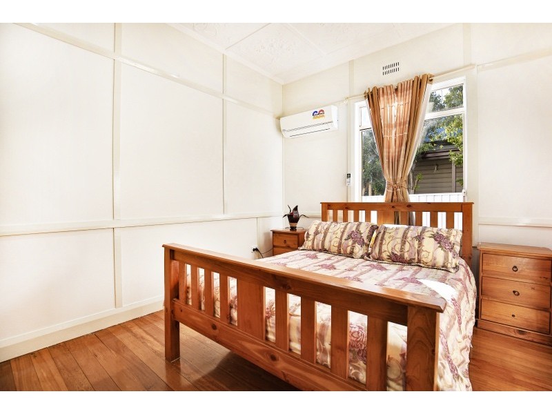 55 Moss Street, Nowra NSW 2541