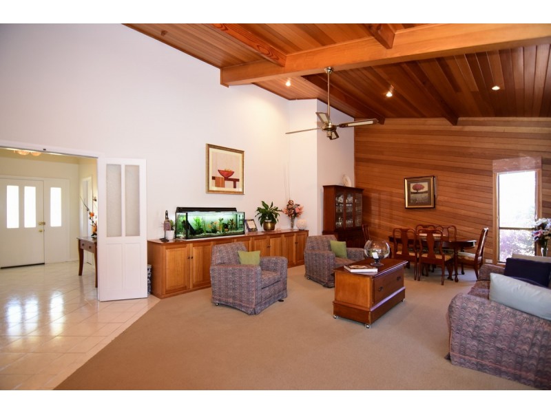 24 Bimbimbie Avenue, Bangalee NSW 2541