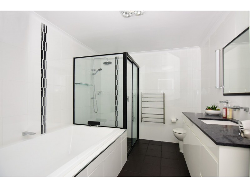 24 Bimbimbie Avenue, Bangalee NSW 2541