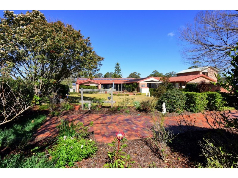 24 Bimbimbie Avenue, Bangalee NSW 2541