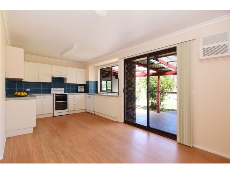 24 Barramundi Avenue, North Nowra NSW 2541