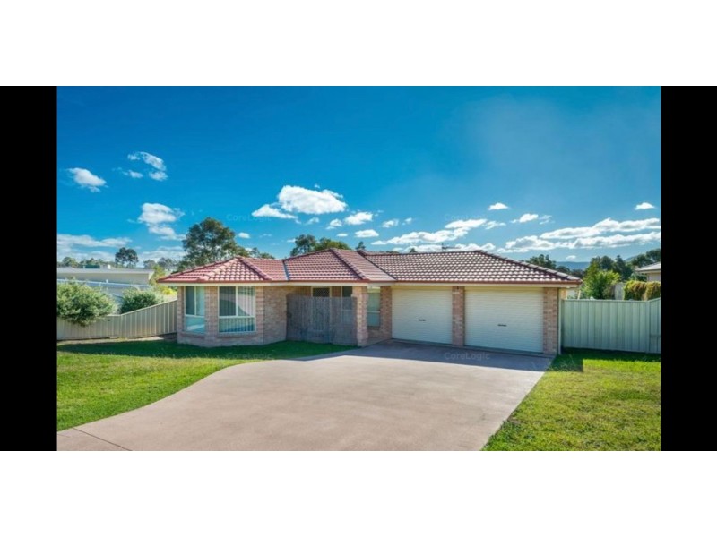 38 Carrington Park Drive, Nowra NSW 2541
