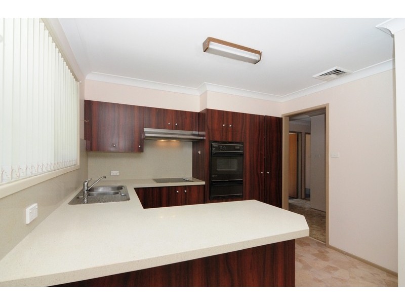 4/3 Brodie Close, Bomaderry NSW 2541