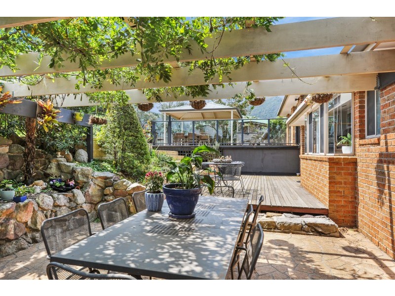 51 Nooramunga Avenue, Cambewarra Village NSW 2540