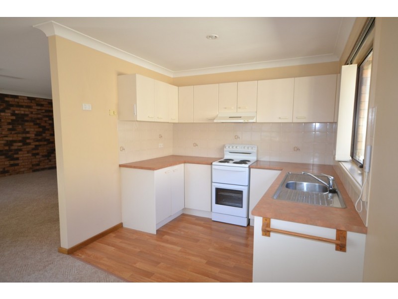 1/7 Ilinga Crescent, North Nowra NSW 2541