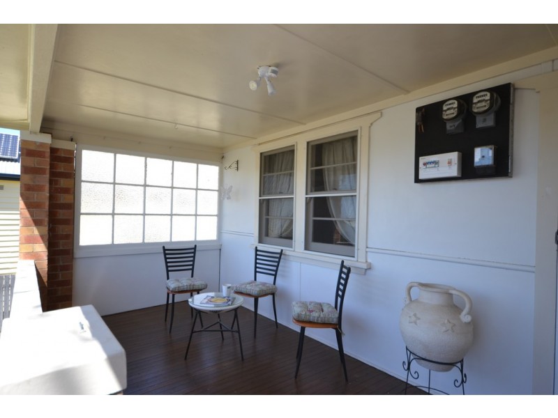 34 Worrigee Street, Nowra NSW 2541