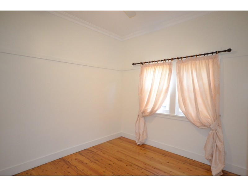 34 Worrigee Street, Nowra NSW 2541