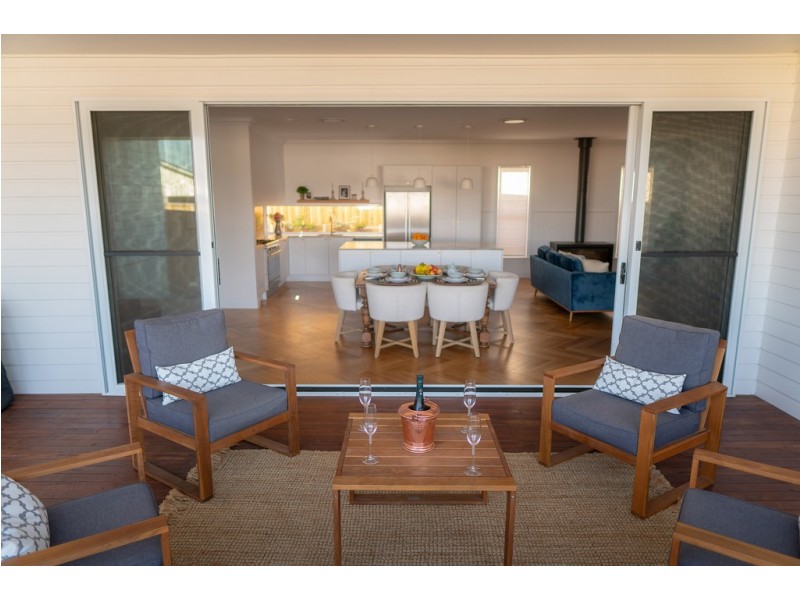 90 Parker Crescent, Berry NSW 2535