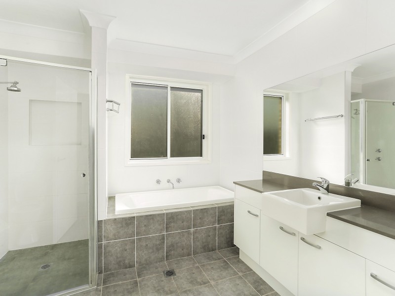 17 Silvereye Place, South Nowra NSW 2541