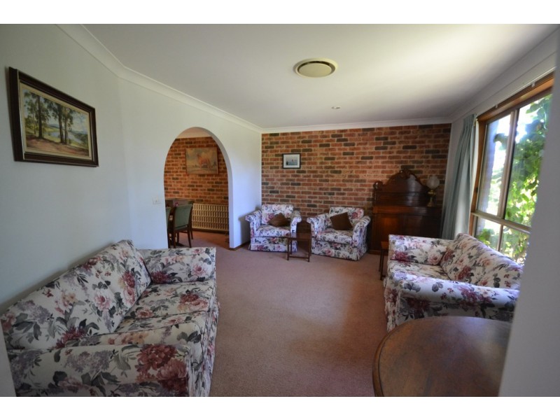 13 Westborne Drive, Nowra NSW 2541