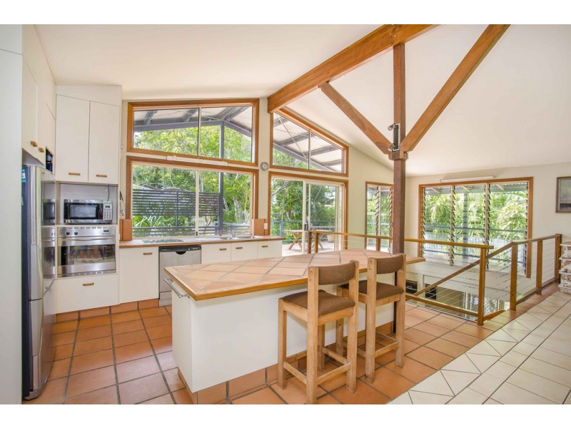 11 Swan Avenue, Sunshine Beach QLD 4567
