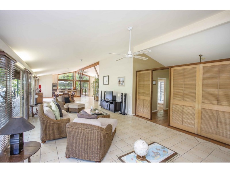 11 Swan Avenue, Sunshine Beach QLD 4567