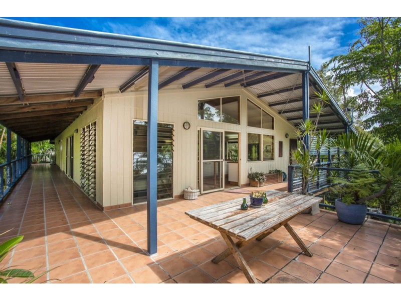 11 Swan Avenue, Sunshine Beach QLD 4567