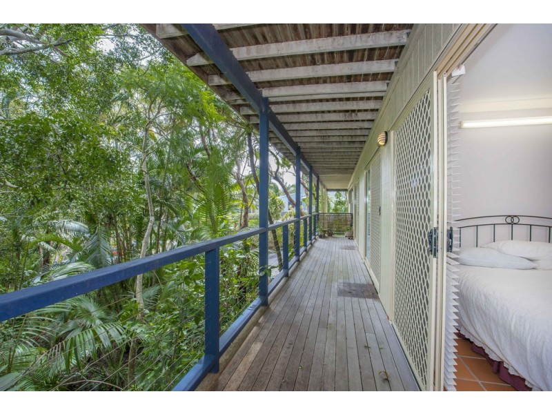 11 Swan Avenue, Sunshine Beach QLD 4567