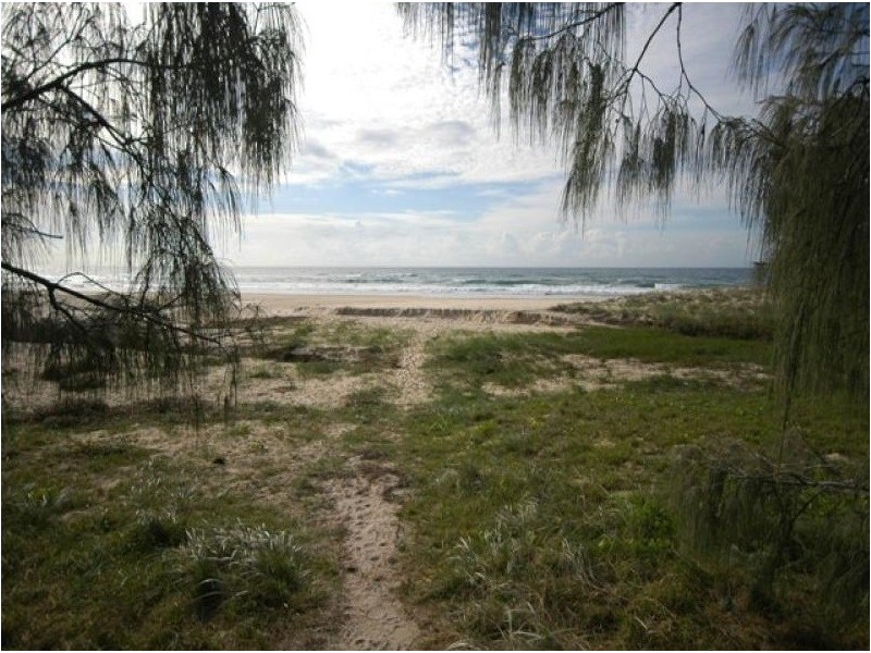 11 Swan Avenue, Sunshine Beach QLD 4567