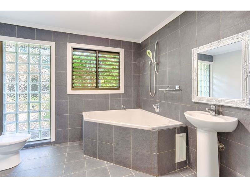 9 Linksland Street, Tewantin QLD 4565