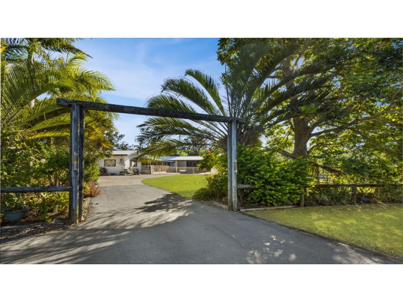 98 Lynch Road, East Deep Creek QLD 4570