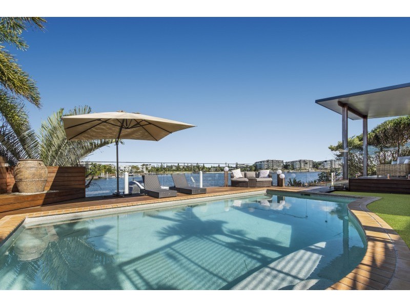 24 Sunbird Chase, Parrearra QLD 4575