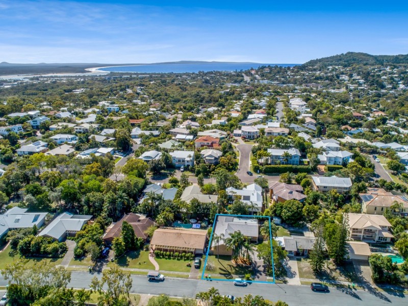 16 Elanora Terrace, Noosa Heads QLD 4567