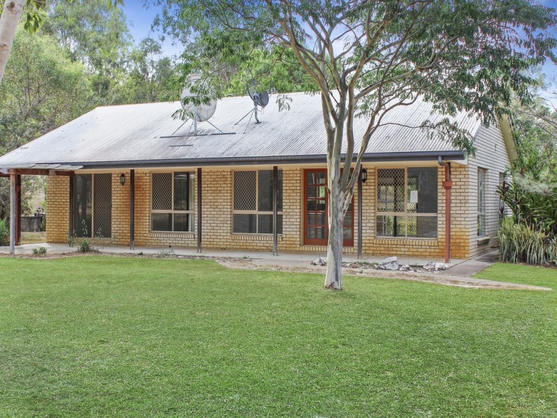 338 Paterson Road East, Paterson QLD 4570