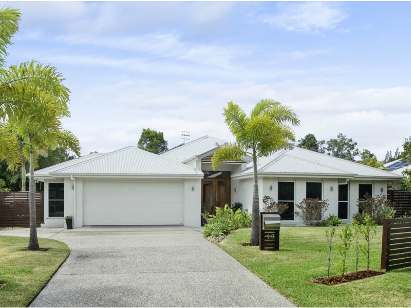 10 Attenuatta Place, Noosaville QLD 4566