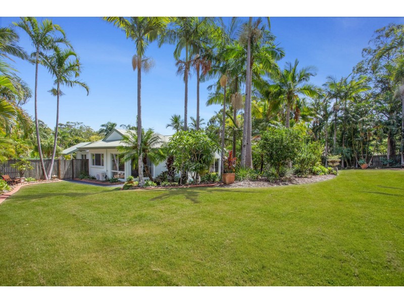 29 Lake Entrance Boulevard, Noosaville QLD 4566