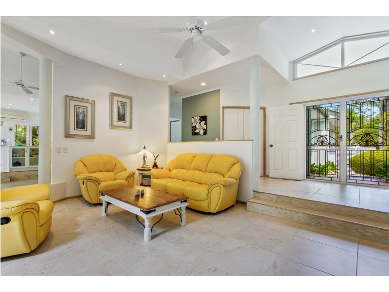 29 Lake Entrance Boulevard, Noosaville QLD 4566