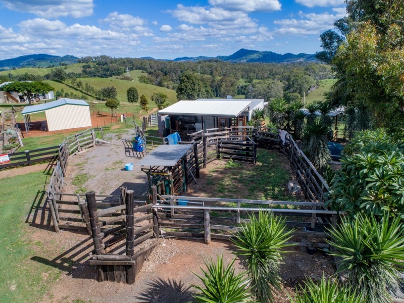 34 Kernke Road, Mcintosh Creek QLD 4570