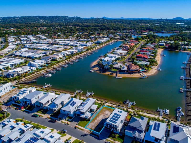 10 Riviera Place, Mountain Creek QLD 4557
