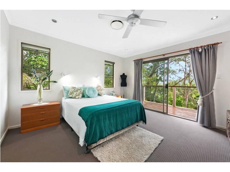 11 Moonare Crescent, Noosa Heads QLD 4567