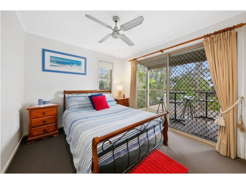 11 Moonare Crescent, Noosa Heads QLD 4567