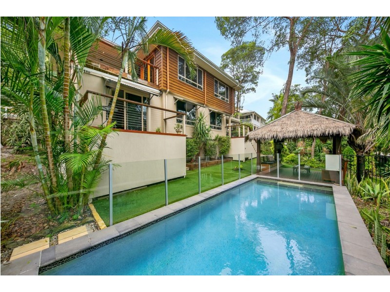 11 Moonare Crescent, Noosa Heads QLD 4567